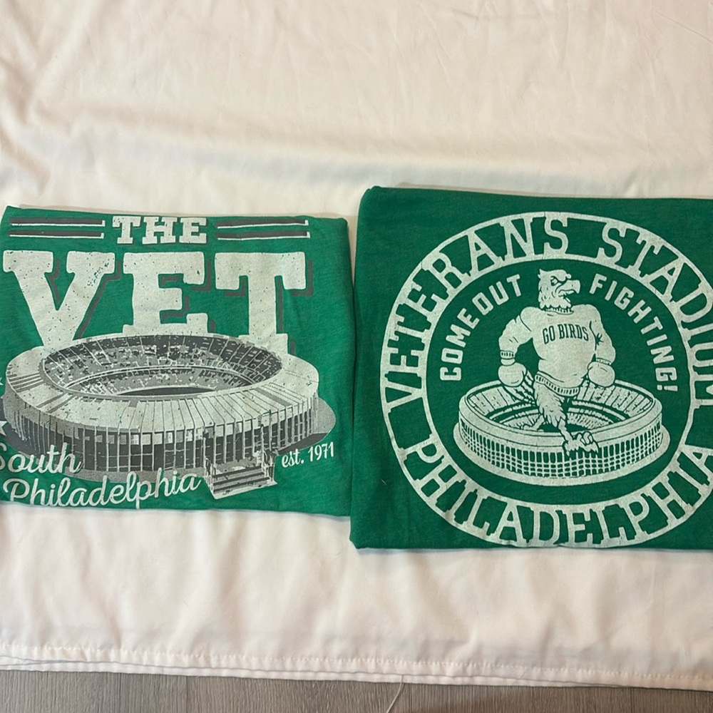 2 Pack Old School Veterans Stadium Philadelphia Eagles T-Shirts